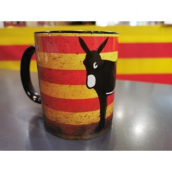Tassa gran amb el burro català