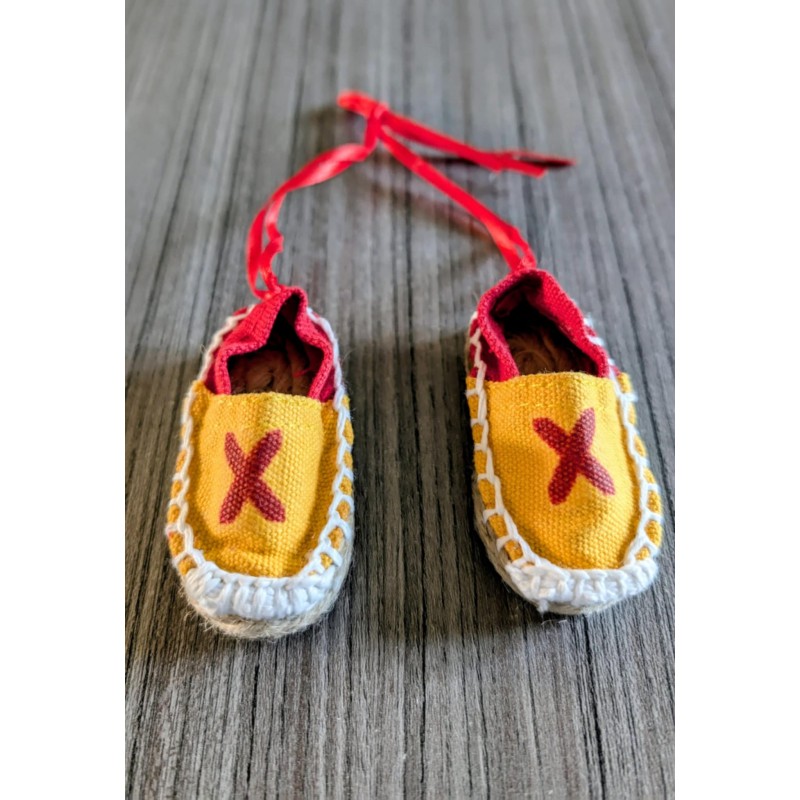 Mini-vigatanes à pendre